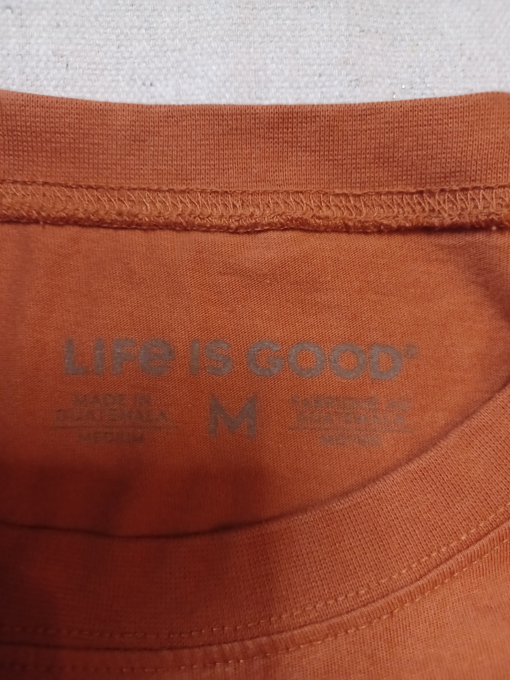 Life Is Good Autumn Truck And Leaves Long Sleeve Tee Women's Size Medium - Picture 2 of 7